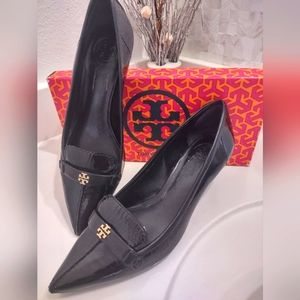 Authentic TORY BURCH Eliza black patent kitten heels size 8.5M